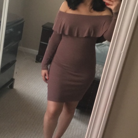 Charlotte Russe Off Shoulder Dress - Small - Picture 4 of 5